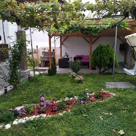 Maison d'hôtes къща карби Kŭrdzhali