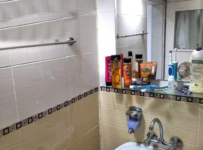 къща карби בית הארחה